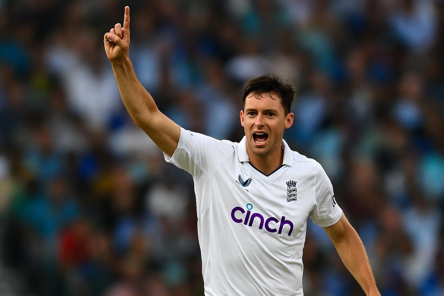 गस एटिंकसन ने द ओवल पर रचा इतिहास: